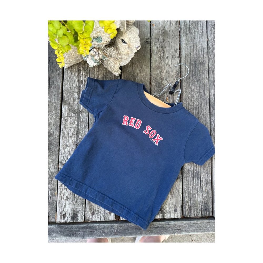 Soft As A Grape Red Sox Cotton Tee Shirt T-Shirt Navy Blue Red Crew Neck Cape Co